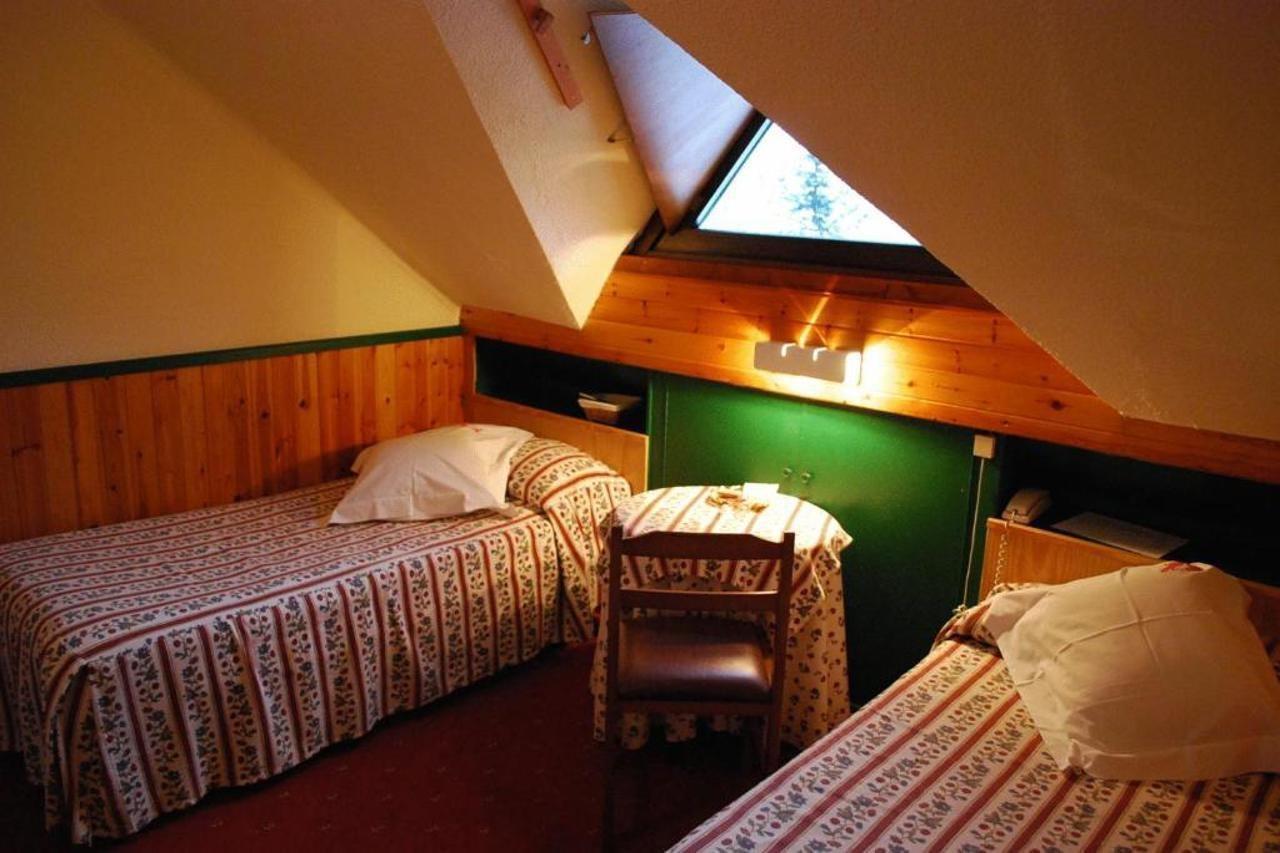 Hotel Adsera ラ・モリーナ エクステリア 写真