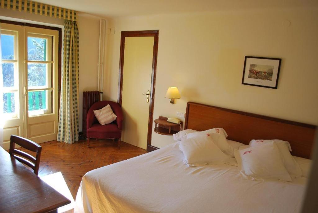 Hotel Adsera ラ・モリーナ エクステリア 写真